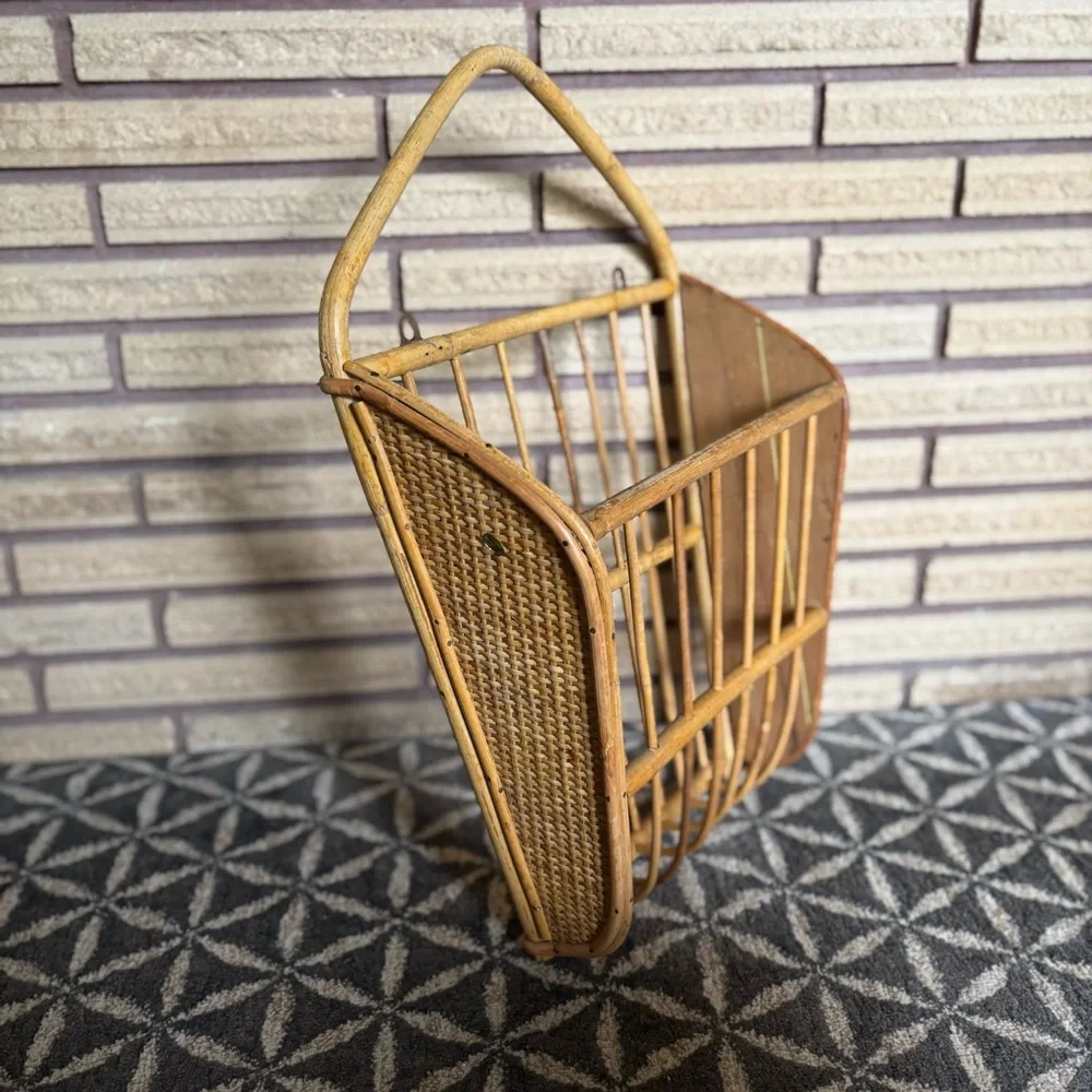 70's Wall Mount Wicker Magazine Rack - Wicker Rack - Rattan Magazine Holder - Picture 6 of 14